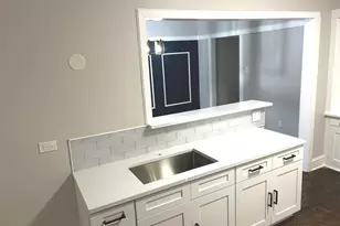 7637 N Bosworth Ave, Chicago, IL 60626 - Photo 25