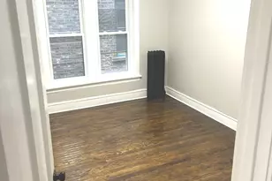 7637 N Bosworth Ave, Chicago, IL 60626 - Photo 17