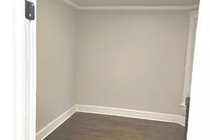 7637 N Bosworth Ave, Chicago, IL 60626 - Photo 11