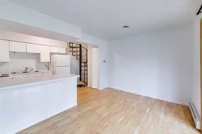 13 Saint Thomas Colony #7, Fox Lake, IL 60020 - Photo 5