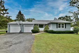 1001 S Edgewood Ave, Lombard, IL 60148 - Photo 1