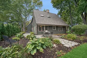 265 Sunset Dr, Lakewood, IL 60014 - Photo 3