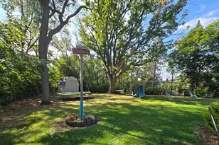 25W201 Summit Dr, Naperville, IL 60563 - Photo 5