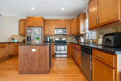 3638 N Odell Avenue, Chicago, IL 60634 - Photo 11