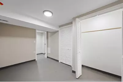 8613 S Colfax Avenue, Chicago, IL 60617 - Photo 27