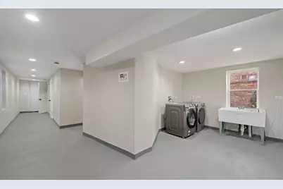 8613 S Colfax Avenue, Chicago, IL 60617 - Photo 21