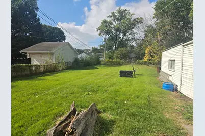 2038 Ruby Street, Melrose Park, IL 60164 - Photo 3