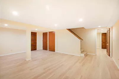 2829 Briarwood Drive, Arlington Heights, IL 60005 - Photo 17