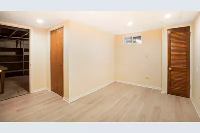 2829 Briarwood Drive, Arlington Heights, IL 60005 - Photo 19