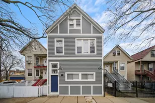 2957 N Avers Ave, Chicago, IL 60618 - Photo 1