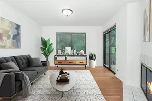 928 Longmeadow Ct, Lake Barrington, IL 60010 - Photo 5