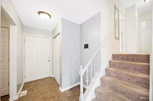 17651 Hillcrest Dr, Country Club Hills, IL 60478 - Photo 11