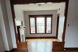 3915 S Sacramento Ave, Chicago, IL 60632 - Photo 7