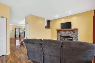 1451 Red Top Ln, Minooka, IL 60447 - Photo 17