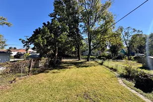 16727 Head Ave, Hazel Crest, IL 60429 - Photo 19