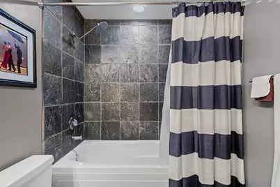 331 S Ridgeland Avenue #B, Oak Park, IL 60302 - Photo 15