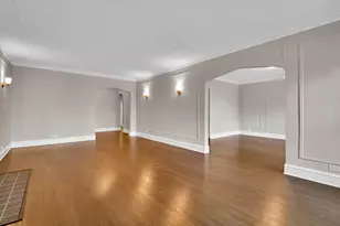 2213 E 68th St, Chicago, IL 60649 - Photo 21