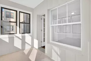 2213 E 68th St, Chicago, IL 60649 - Photo 17