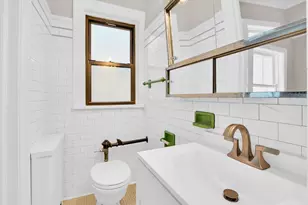 2213 E 68th St, Chicago, IL 60649 - Photo 11