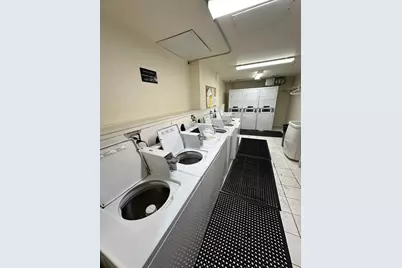 4600 N Cumberland Avenue #510, Chicago, IL 60656 - Photo 9