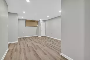 7117 S University Ave, Chicago, IL 60619 - Photo 19