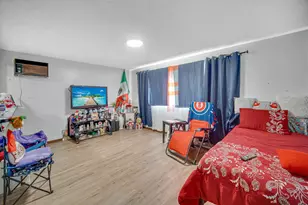 2510 N 72nd Ct, Elmwood Park, IL 60707 - Photo 3