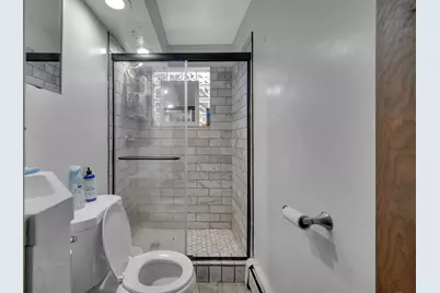 2510 N 72nd Court, Elmwood Park, IL 60707 - Photo 15