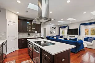 227 S Walnut Ln, Schaumburg, IL 60193 - Photo 15