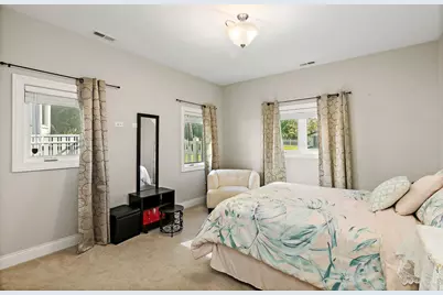 227 S Walnut Lane, Schaumburg, IL 60193 - Photo 19