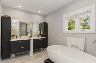 227 S Walnut Ln, Schaumburg, IL 60193 - Photo 31