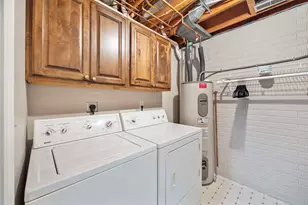 3211 Leafy Ln, Bloomington, IL 61704 - Photo 65