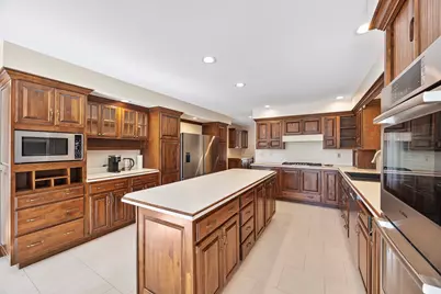 3211 Leafy Lane, Bloomington, IL 61704 - Photo 9