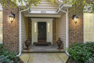 3211 Leafy Ln, Bloomington, IL 61704 - Photo 5