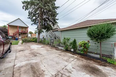 1244 Victoria Avenue, North Chicago, IL 60064 - Photo 23