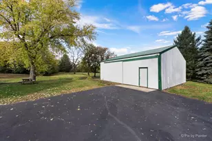 3019 N Ringwood Rd, McHenry, IL 60050 - Photo 31