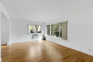 7070 N Ridge Blvd, Chicago, IL 60645 - Photo 3