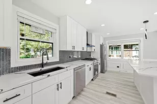 513 Chestnut Ln, Beecher, IL 60401 - Photo 9