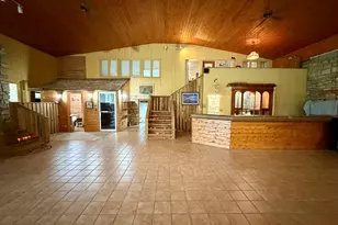 1409 Butchers Ln, Bloomington, IL 61701 - Photo 3