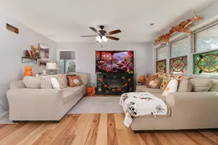 1409 Butchers Ln, Bloomington, IL 61701 - Photo 21