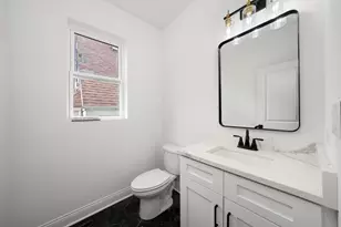 10649 S Sawyer Ave, Chicago, IL 60655 - Photo 9