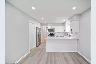 14430 S Lowe Avenue, Riverdale, IL 60827 - Photo 5