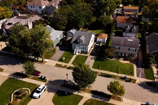 663 S Sunnyside Ave, Elmhurst, IL 60126 - Photo 3