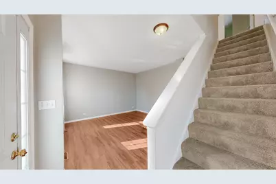 225 Mondovi Drive, Oswego, IL 60543 - Photo 3