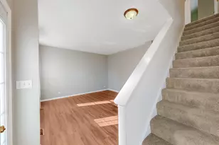 225 Mondovi Dr, Oswego, IL 60543 - Photo 3