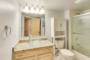 440 E Montrose Ave, Wood Dale, IL 60191 - Photo 11