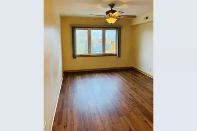 440 E Montrose Avenue #402, Wood Dale, IL 60191 - Photo 13