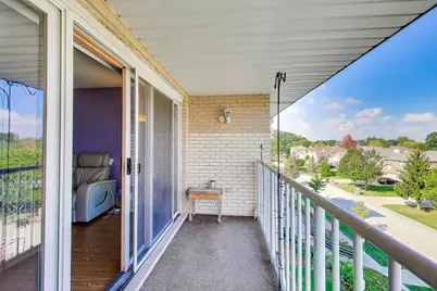 440 E Montrose Avenue #402, Wood Dale, IL 60191 - Photo 23