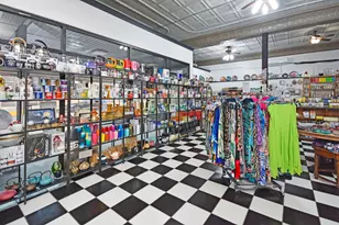 113 N Kickapoo St, Lincoln, IL 62656 - Photo 25