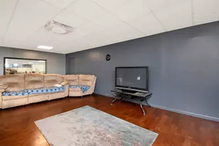 113 N Kickapoo St, Lincoln, IL 62656 - Photo 7