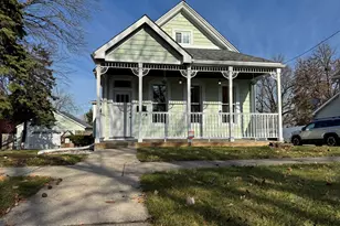 207 E Custer St, Lemont, IL 60439 - Photo 1